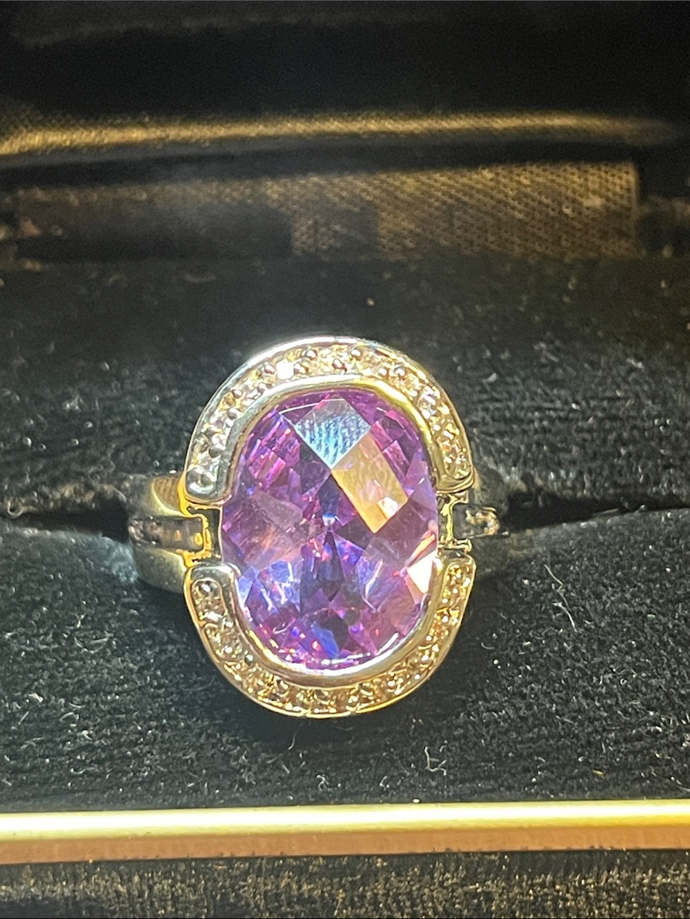 Gorgeous ring size 9